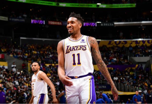 kaiyun-第四节4中4独得11分 蒙克状态大热激活湖人进攻