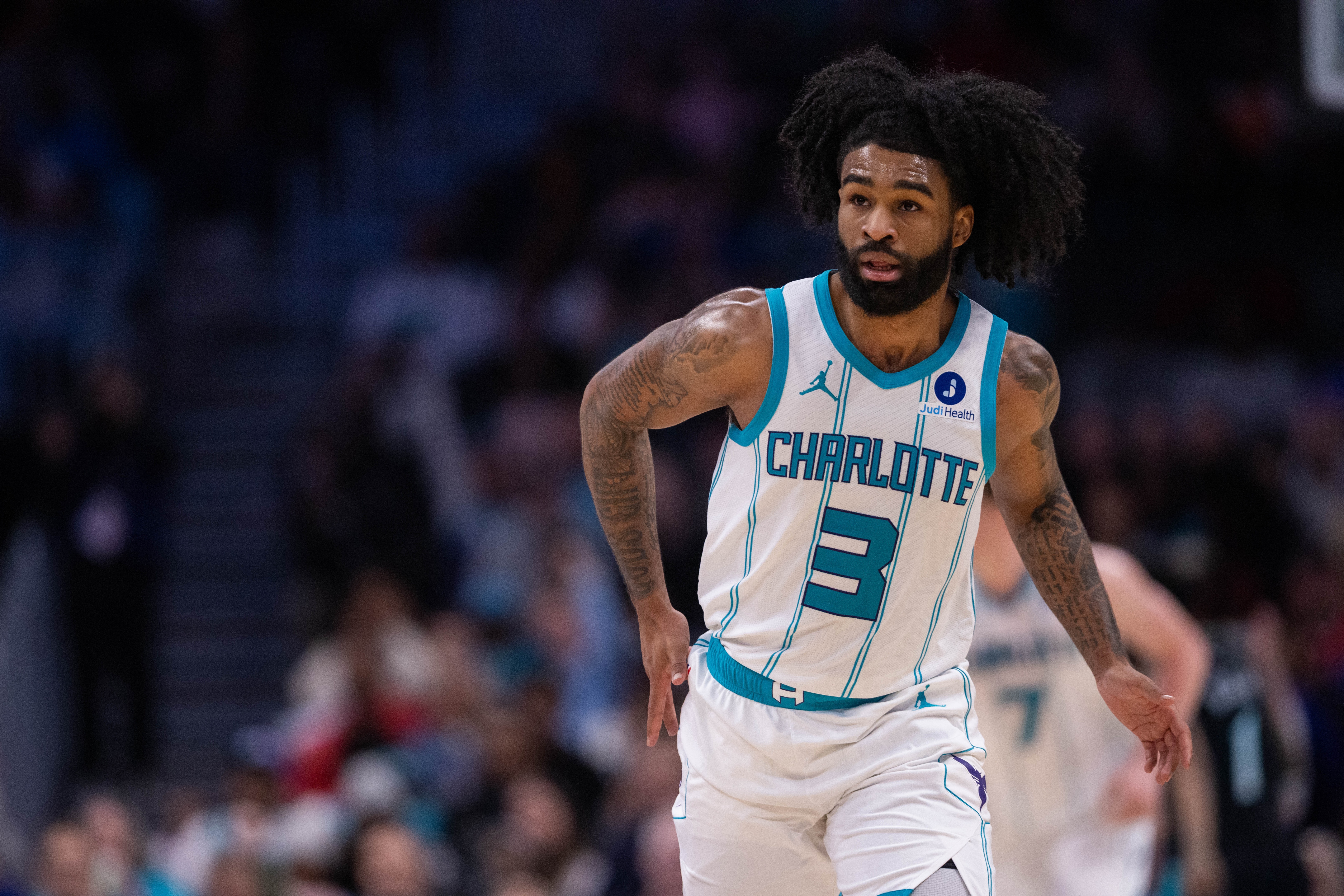 kaiyun-替补打得真好！科比·怀特9中6拿下17分2板6助1断 正负值+17